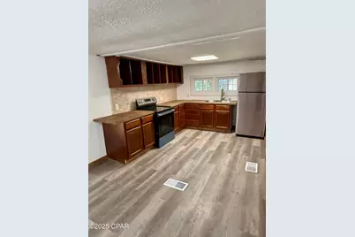 5678 Hummingbird Road, Bascom, FL 32423 - Photo 9