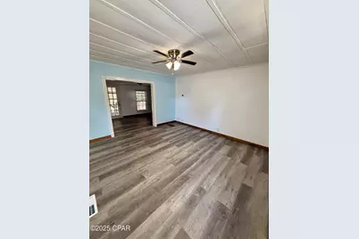 5678 Hummingbird Road, Bascom, FL 32423 - Photo 11