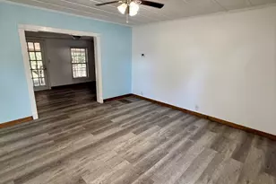 5678 Hummingbird Rd, Bascom, FL 32423 - Photo 11