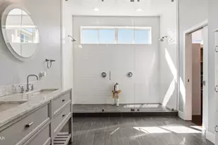 2502 Country Club Dr, Lynn Haven, FL 32444 - Photo 31