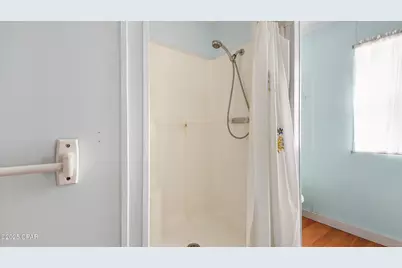 696 Smokehouse Lake Road, Ponce de Leon, FL 32455 - Photo 11