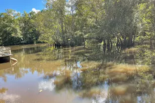 696 Smokehouse Lake Rd, Ponce de Leon, FL 32455 - Photo 25