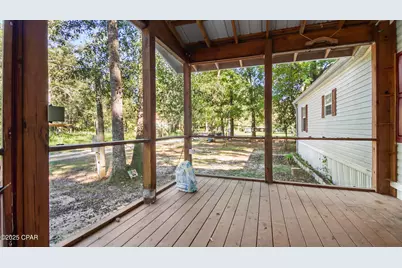 696 Smokehouse Lake Road, Ponce de Leon, FL 32455 - Photo 19