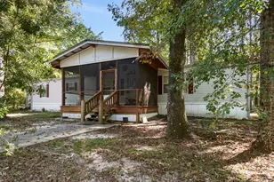 696 Smokehouse Lake Rd, Ponce de Leon, FL 32455 - Photo 1