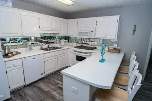 17462 Front Beach, Panama City Beach, FL 32413 - Photo 11