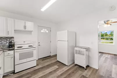 213 S Berthe Avenue, Panama City, FL 32404 - Photo 15