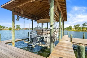 2446 Pretty Bayou Blvd, Panama City, FL 32405 - Photo 47