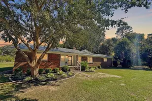 5332 Ceiley St, Graceville, FL 32440 - Photo 1