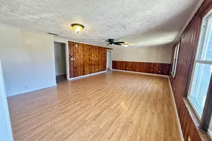 5332 Ceiley St, Graceville, FL 32440 - Photo 9