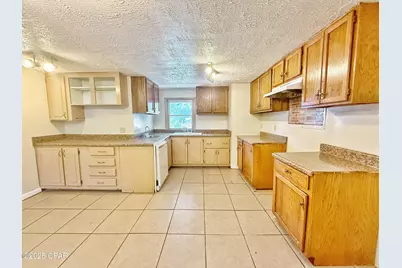 5332 Ceiley Street, Graceville, FL 32440 - Photo 11