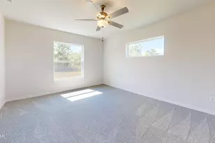 4210 Auburndale Dr, Chipley, FL 32428 - Photo 9