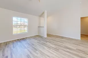 4210 Auburndale Dr, Chipley, FL 32428 - Photo 19