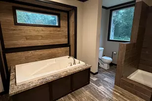 120 Woodmere Dr, Wewahitchka, FL 32465 - Photo 9