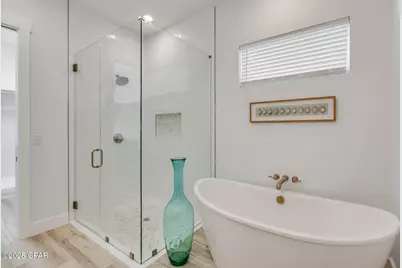 7028 Thomas Drive, Panama City Beach, FL 32408 - Photo 25