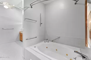 3931 Vistula Dr, Chipley, FL 32428 - Photo 15