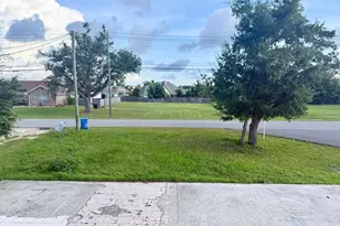 506 N 11th St, Panama City, FL 32404 - Photo 15