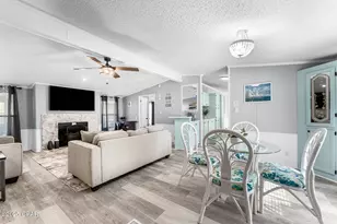 688 Malaga Pl, Panama City Beach, FL 32413 - Photo 3