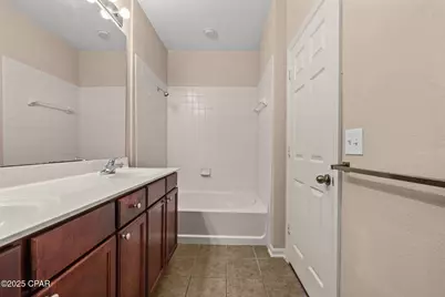 406 Baldwin Rowe Circle #406, Panama City, FL 32405 - Photo 23