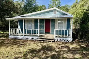 316 S 19th St, Defuniak Springs, FL 32435 - Photo 1