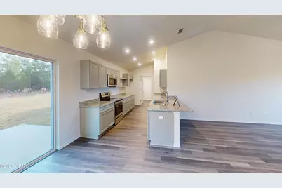 2221 Chase Street, Chipley, FL 32428 - Photo 13