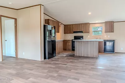 000 South Street, Marianna, FL 32448 - Photo 9