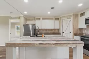 1139 Buddy Gilley Rd, Bonifay, FL 32425 - Photo 11