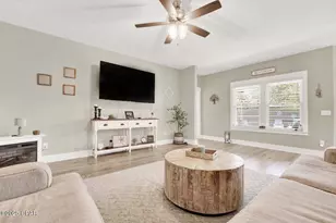 298 Hugh Thomas Dr, Panama City, FL 32404 - Photo 9