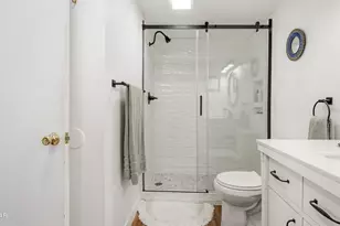 2100 W Beach Dr, Panama City, FL 32401 - Photo 17