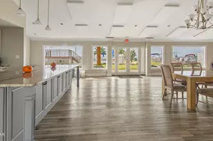 2100 W Beach Dr, Panama City, FL 32401 - Photo 27