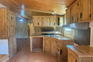 6353 Blue Arrow Dr, Marianna, FL 32446 - Photo 9