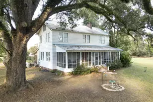 5138 Fort Rd, Greenwood, FL 32443 - Photo 1