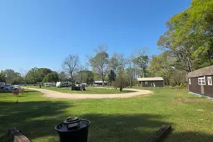 3292 S 2nd Ave, Bonifay, FL 32425 - Photo 1