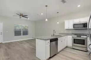 9014 Banyan Beach Dr, Panama City, FL 32408 - Photo 7