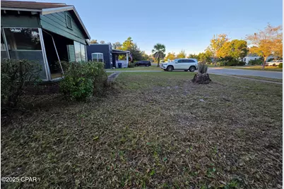 209 N Cove Boulevard, Panama City, FL 32401 - Photo 11