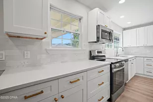 21810 Marlin Ave, Panama City Beach, FL 32413 - Photo 11