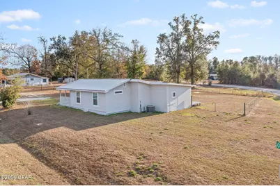 4895 Old Spanish Trail, Marianna, FL 32448 - Photo 17