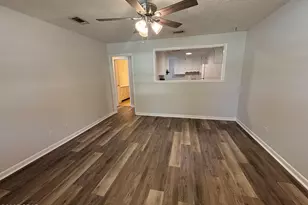 3903 W 22nd St, Panama City, FL 32405 - Photo 5