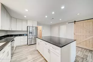 7017 Hugh Dr, Callaway, FL 32404 - Photo 9