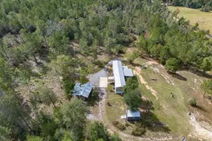 2437 Gilberts Mill Rd, Chipley, FL 32428 - Photo 57