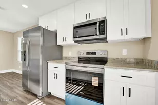 1117 Hamilton Ave, Panama City, FL 32401 - Photo 13