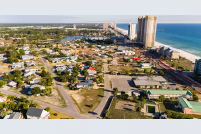 601 Granada Circle, Panama City Beach, FL 32413 - Photo 9