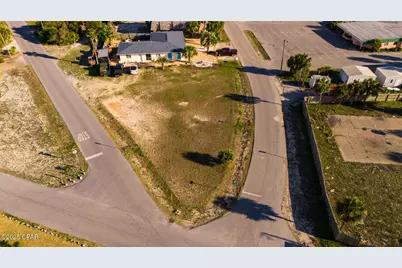 601 Granada Circle, Panama City Beach, FL 32413 - Photo 3