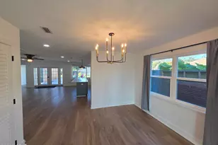 920 W Beach Dr, Panama City, FL 32401 - Photo 5