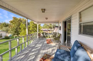 176 Bourbon St, Freeport, FL 32439 - Photo 7