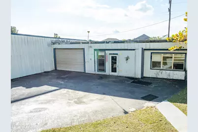 176 Bourbon Street, Freeport, FL 32439 - Photo 35