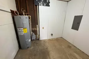 8126 Adams St, Sneads, FL 32460 - Photo 11