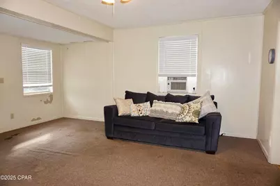 40 W Barnes Avenue, Chattahoochee, FL 32324 - Photo 9