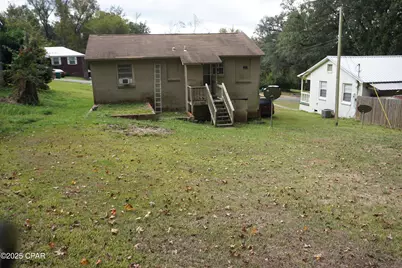 40 W Barnes Avenue, Chattahoochee, FL 32324 - Photo 5