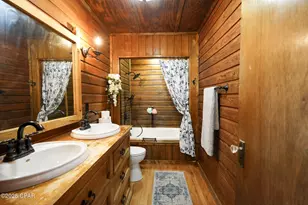 14235 NW Henry Grantham Rd, Altha, FL 32421 - Photo 31