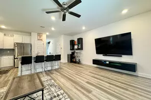 560 Melrose Wy, Panama City Beach, FL 32413 - Photo 3